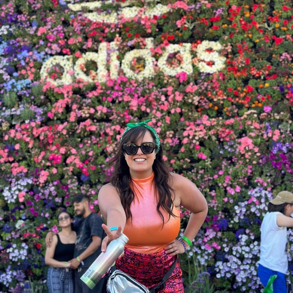 Meet your Posher, Angelica - Picture 1 of 1